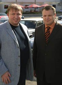 Чудові сімки з овальним м'ячем
