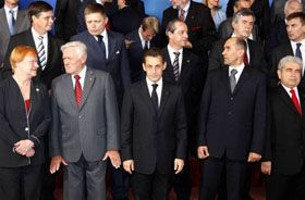 Міцний горішок відклали на потім