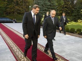 Два вектори Лукашенка