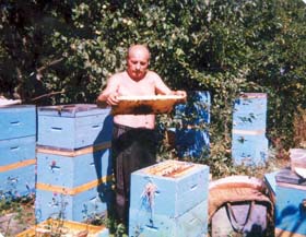 Армія на службі, солдати» — у відставці