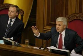 Слова нема, діло — є
