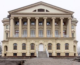 Знову височіє наша цитадель