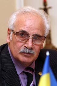 Гра для справжніх чоловіків та... жінок