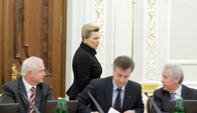 Лихварі круглого столу
