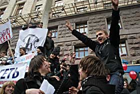 Перед мерією — клуб за інтересами