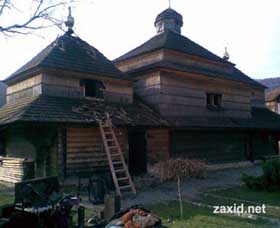 Церква не згоріла дивом