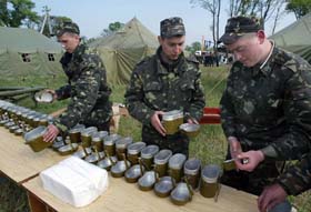 А в солдата й не поцікавилися