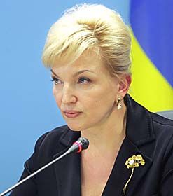 Раїса Богатирьова: Виборці — не поле, яким можна їздити трактором