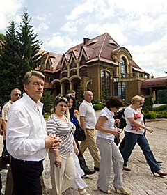 На вибори — із «Синьогори»