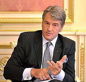 Віктор Ющенко: Стабільності гривні найбільше загрожують слабкий бюджет і недолугі політики