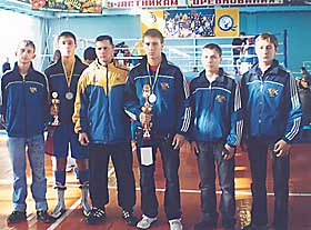 Бій із тінню байдужості