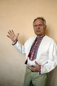 Дмитро Павличко. Час
