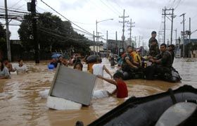 Серед води й у воді