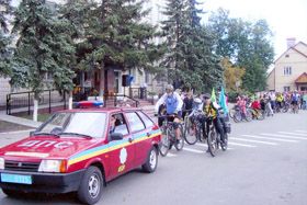 Велопрогоном по автомобілізації