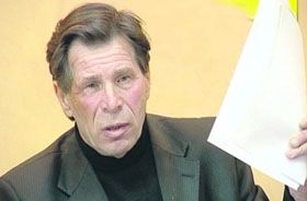 Без прав і без посади