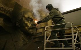 На чолі зоря горить