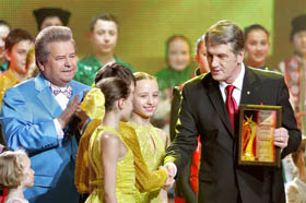 Заспіваймо пісню веселеньку!