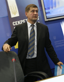 Ігор Попов: Суспільству не треба «революцій». Люди хочуть, щоб переміг сильніший
