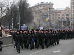 Шикуйсь, розхитана міліціє!