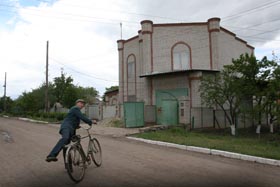 «Набридло зводити кінці з кінцями»