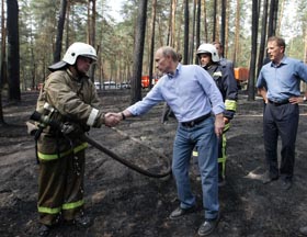 Як ВВП iз «Медведом» по телефону пожежі гасять