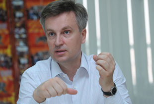 «Наші» кадри