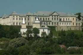 Бал для тернопільських «попелюшок»