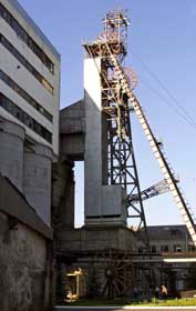Чор­на шах­та не ву­гіл­лям