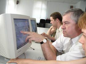 Анатолій Кінах: Ніхто, в тому числі Медведчук, не відкривав двері в мій кабінет ногами