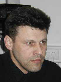 Павло ВОЛЬВАЧ: Крізь сутінки свят
