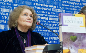 Гіркий «миколайчик» від Ліни Костенко