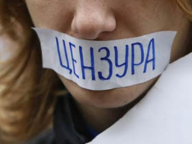 «Донецькі» тягнуть Україну на дно