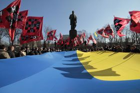 Прапор під Шевченком і єгипетський дороговказ
