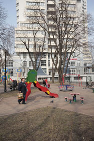 Покращувачi будинкiв чи хапуги в законi?