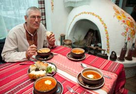 Сідайте борщувати