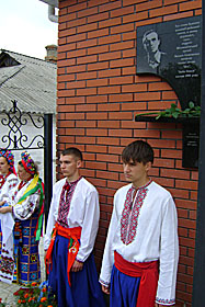 «Баба Онися» з Тального