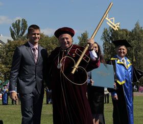 Те, що за плечима не носити