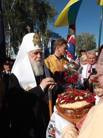 І ніби фенікс, возродився храм