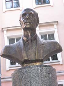 Під кедром і вербою