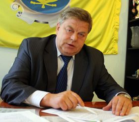 Пенсіонер — читацький лідер нації
