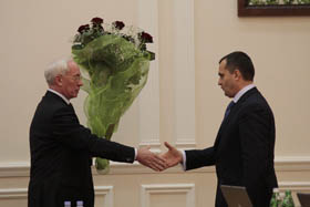 Необережне слово Прем’єра ранить сильно...