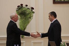 Необережне слово Прем’єра ранить сильно...