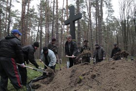 Викопано в Биківні