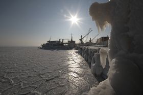 Море замерзло