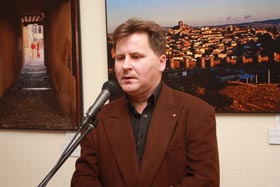 Павлюкова Україна для американців
