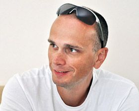 Цирк на дроті