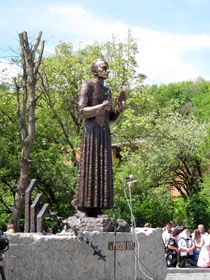 Той, хто в концтаборі бачив Бога