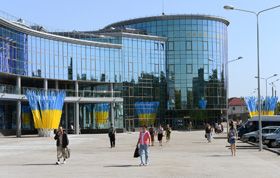 До європейського комфорту — європейські зарплати