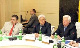 По десять центів за кожного