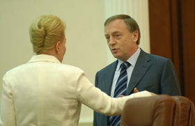 Завтра, певно, буде гол...